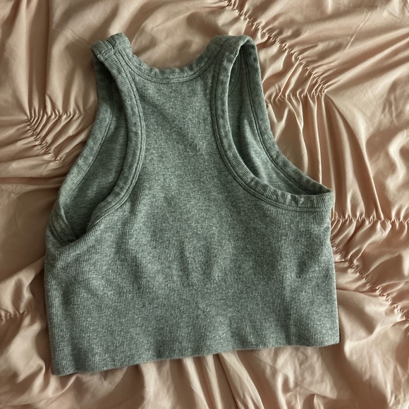 Gray Ribbed Tank Top - Picture 3 of 3